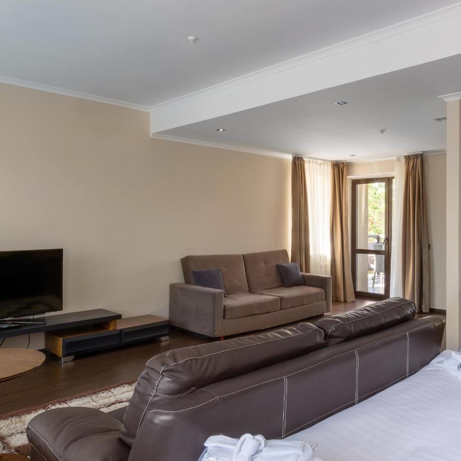 Park House 4*